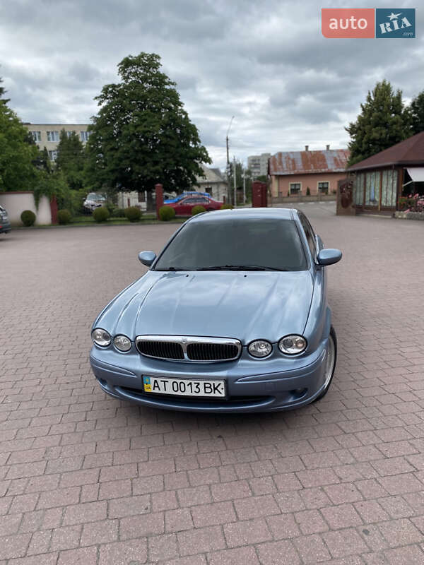 Седан Jaguar X-Type 2004 в Львове