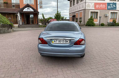 Седан Jaguar X-Type 2004 в 