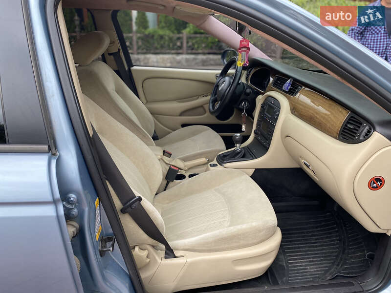 Седан Jaguar X-Type 2004 в Львове