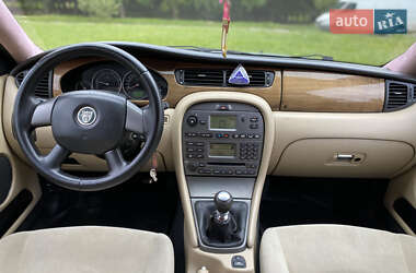 Седан Jaguar X-Type 2004 в 
