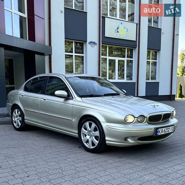 Седан Jaguar X-Type 2006 в 