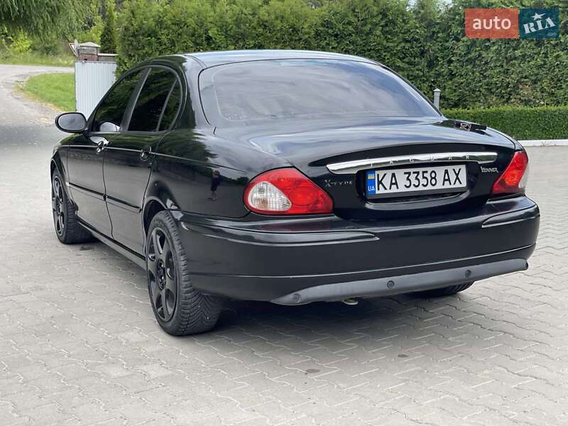 Седан Jaguar X-Type 2006 в Підволочиську