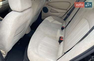 Седан Jaguar X-Type 2006 в 