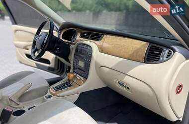 Седан Jaguar X-Type 2006 в 
