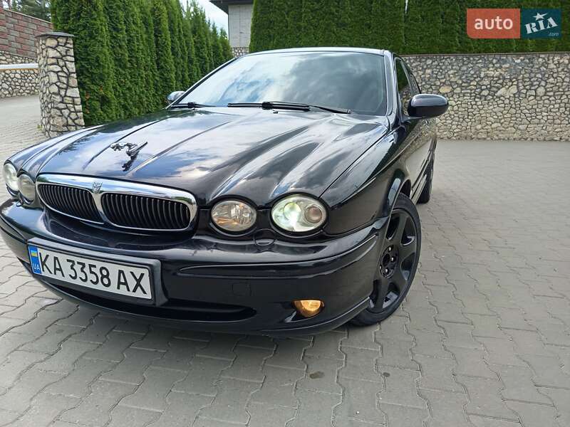 Седан Jaguar X-Type 2006 в Підволочиську