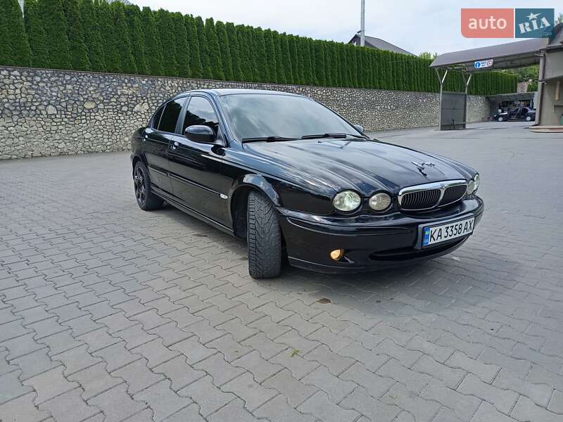 Седан Jaguar X-Type 2006 в Підволочиську