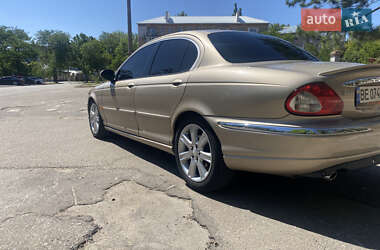 Седан Jaguar X-Type 2001 в 