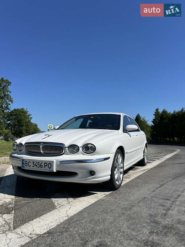 Седан Jaguar X-Type 2007 в Львові