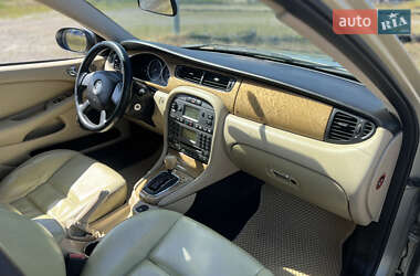 Седан Jaguar X-Type 2006 в 