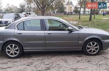 Седан Jaguar X-Type 2004 в 