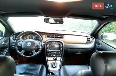 Седан Jaguar X-Type 2001 в 