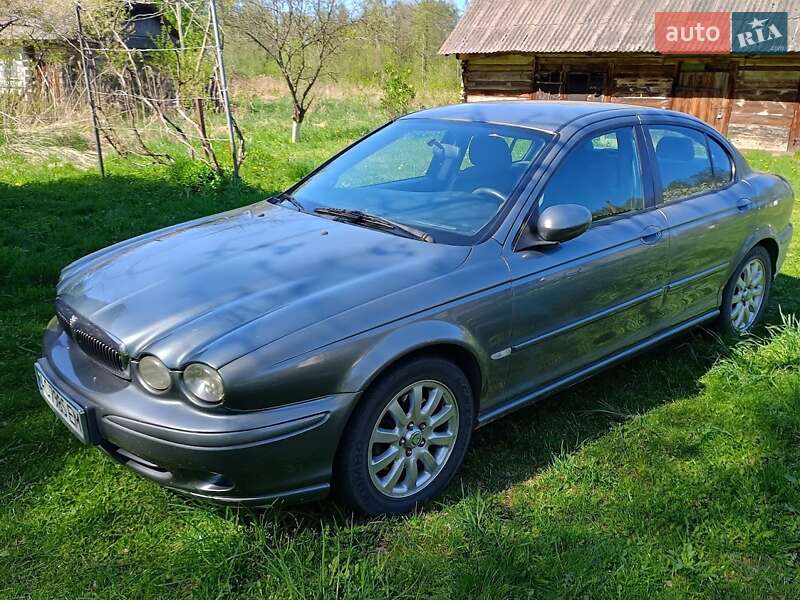 Седан Jaguar X-Type 2003 в 