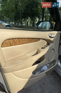Седан Jaguar X-Type 2003 в 