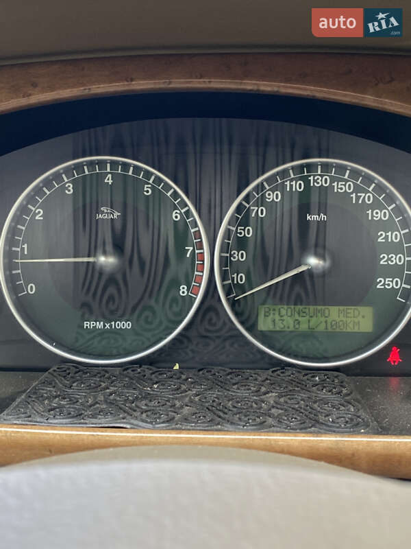 Седан Jaguar X-Type 2003 в Запорожье