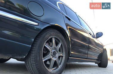 Седан Jaguar X-Type 2001 в 