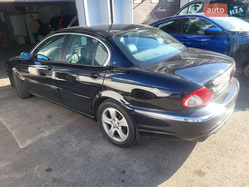 Седан Jaguar X-Type 2006 в 