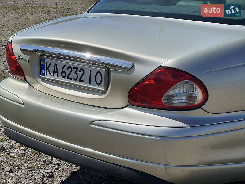 Седан Jaguar X-Type 2006 в Львове