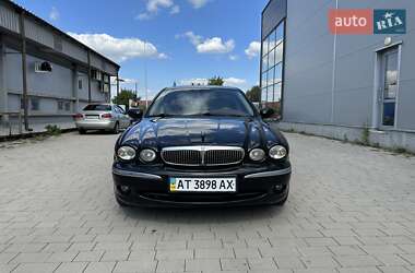 Седан Jaguar X-Type 2006 в 