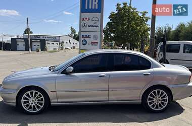 Седан Jaguar X-Type 2001 в 