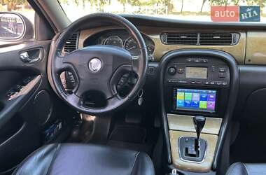 Седан Jaguar X-Type 2001 в 