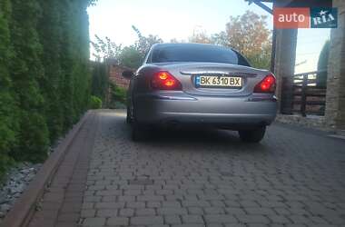Седан Jaguar X-Type 2006 в 
