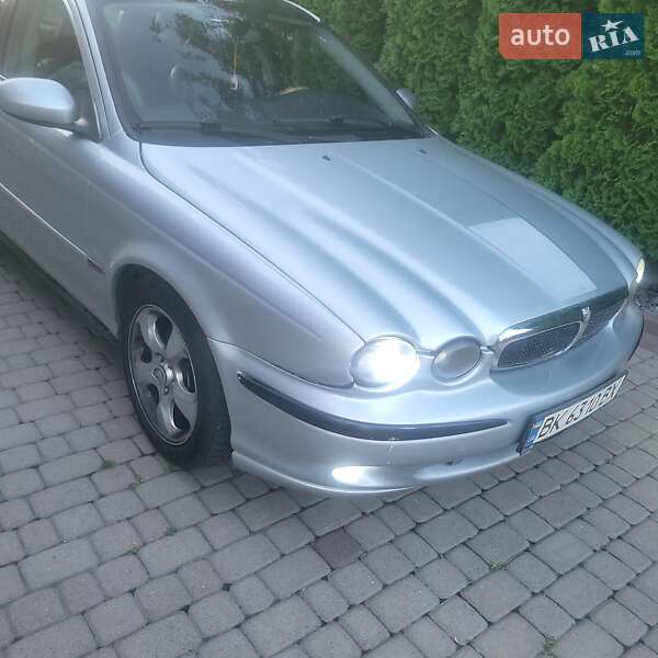 Седан Jaguar X-Type 2006 в Рівному