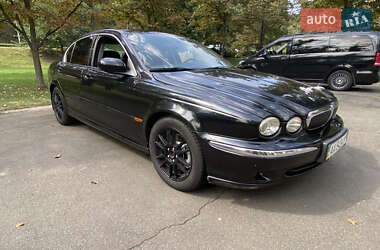 Седан Jaguar X-Type 2001 в 