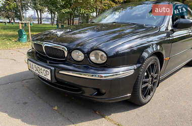 Седан Jaguar X-Type 2001 в 
