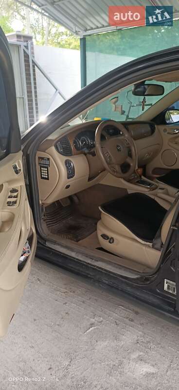 Седан Jaguar X-Type 2007 в Горишних Плавнях