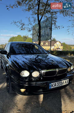 Седан Jaguar X-Type 2006 в Бучаче