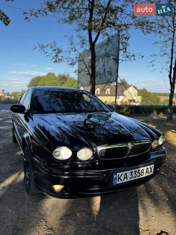 Седан Jaguar X-Type 2006 в Бучачі