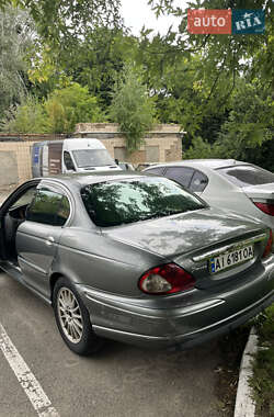 Седан Jaguar X-Type 2004 в 