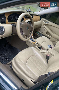 Седан Jaguar X-Type 2003 в 