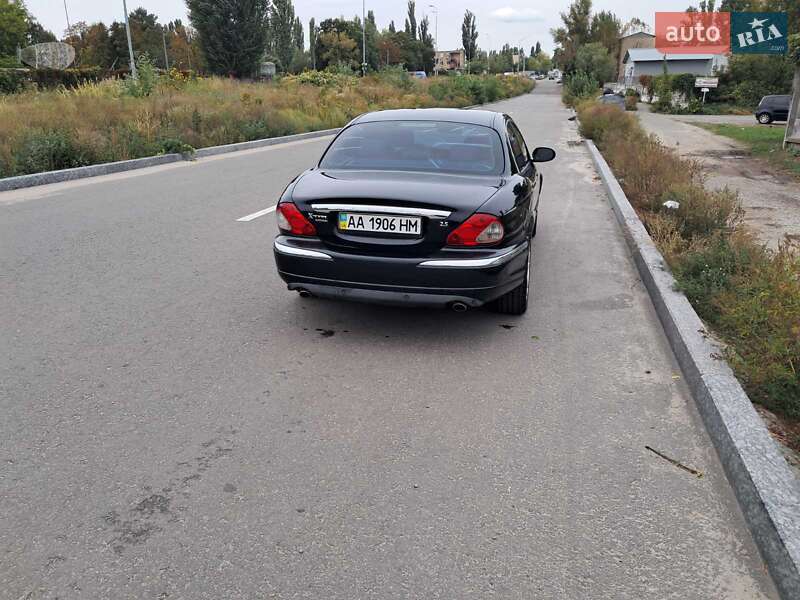 Седан Jaguar X-Type 2007 в Києві