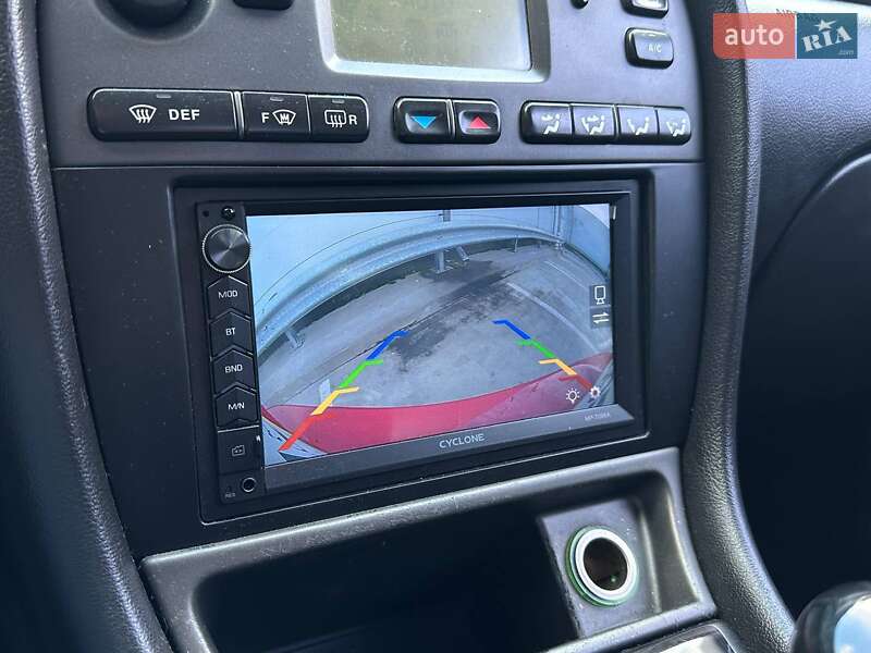 Седан Jaguar X-Type 2004 в Киеве