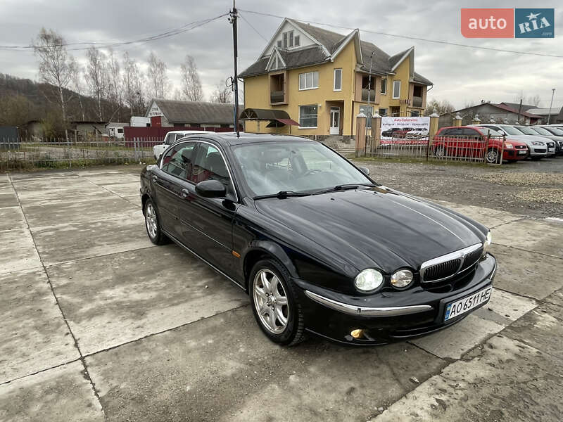 Седан Jaguar X-Type 2001 в Солотвине