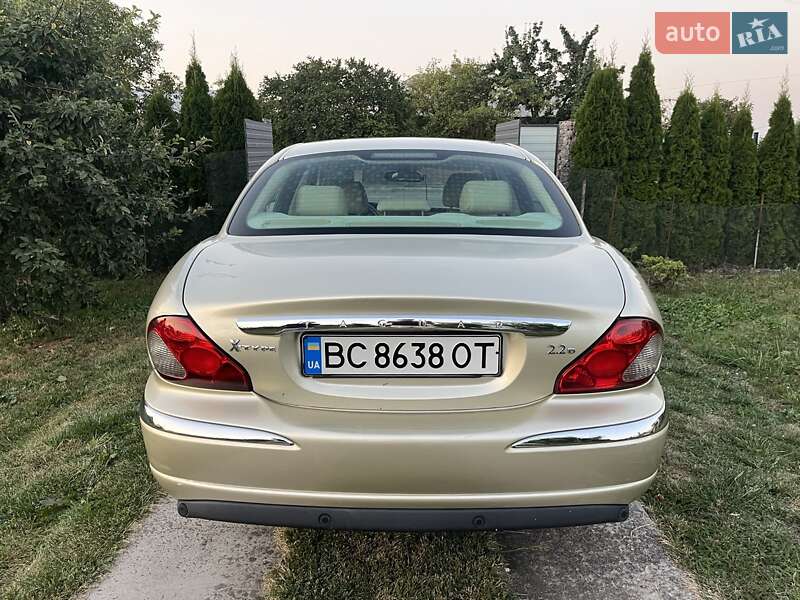 Седан Jaguar X-Type 2007 в Радехові