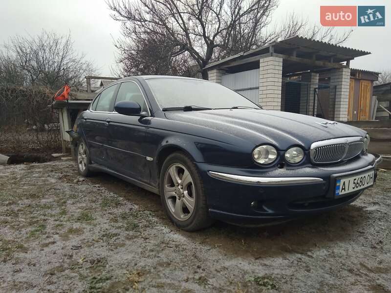 Седан Jaguar X-Type 2006 в Смеле