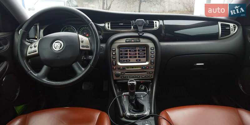 Универсал Jaguar X-Type 2007 в Киеве фото 12 Универсал Jaguar X-Type 2007 в Киеве