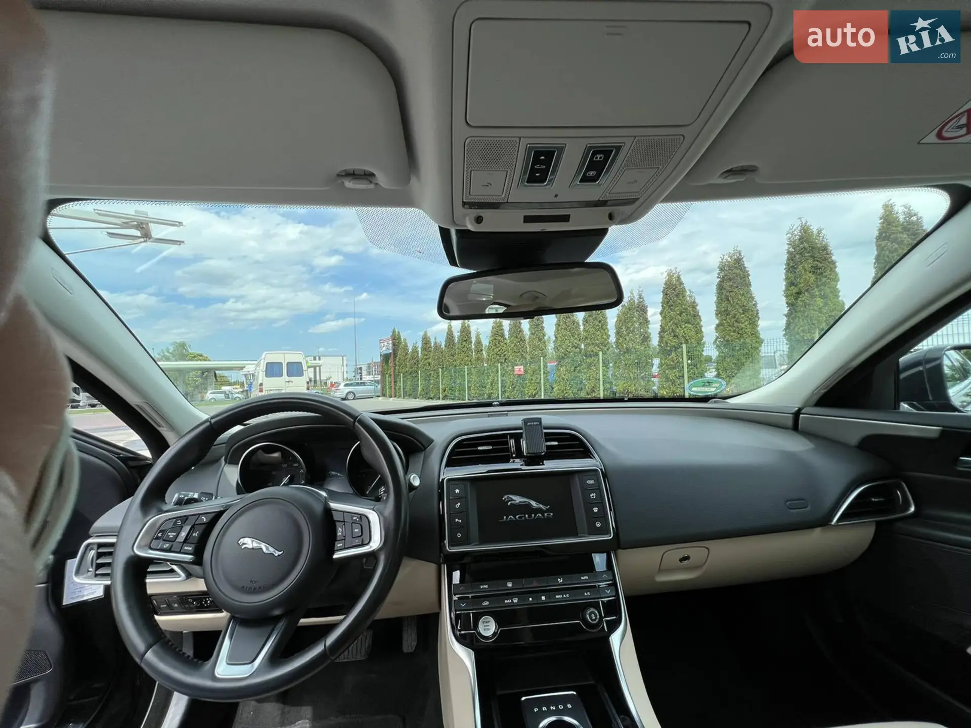 2018 Jaguar XE - мініатюра 28