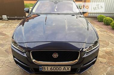 Седан Jaguar XE 2016 в Полтаві