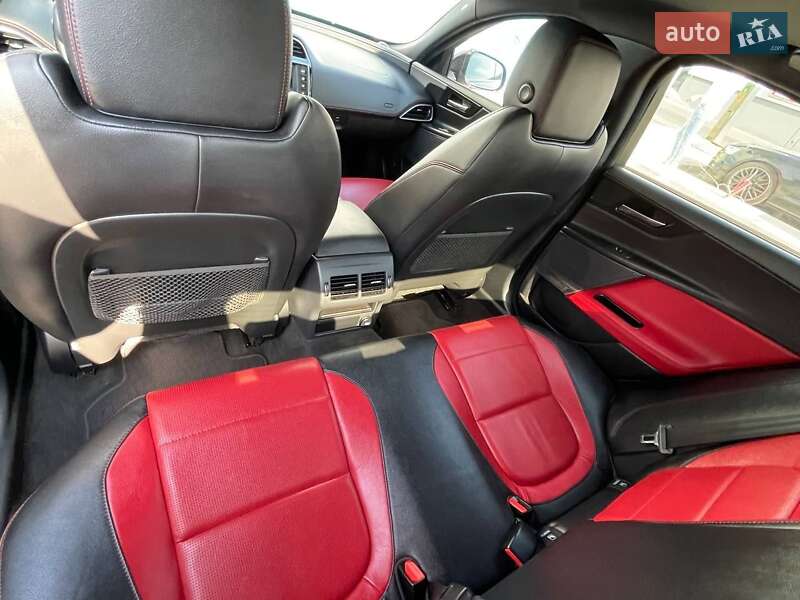 Седан Jaguar XE 2015 в Тячеві фото 28 Седан Jaguar XE 2015 в Тячеві