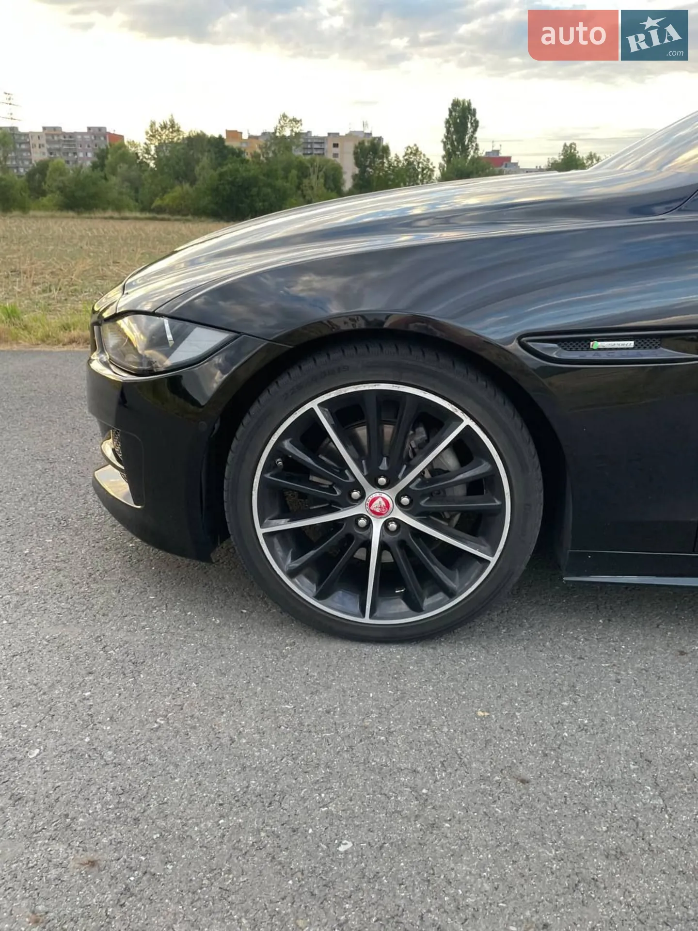 2015 Jaguar XE - мініатюра 33