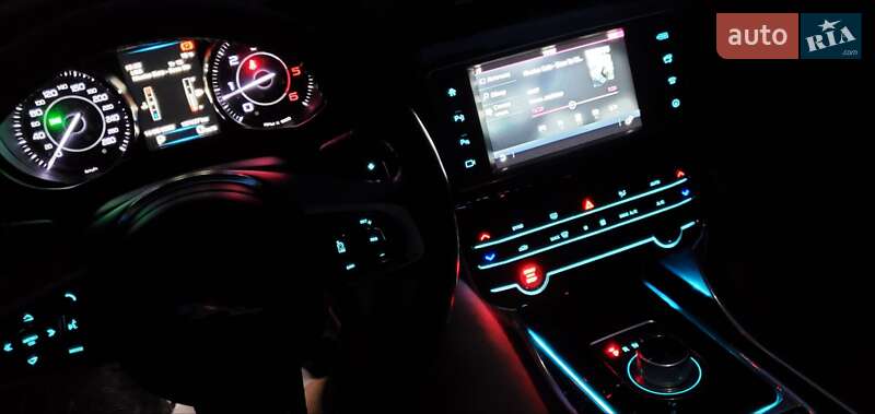 Седан Jaguar XE 2015 в Тячеві фото 34 Седан Jaguar XE 2015 в Тячеві
