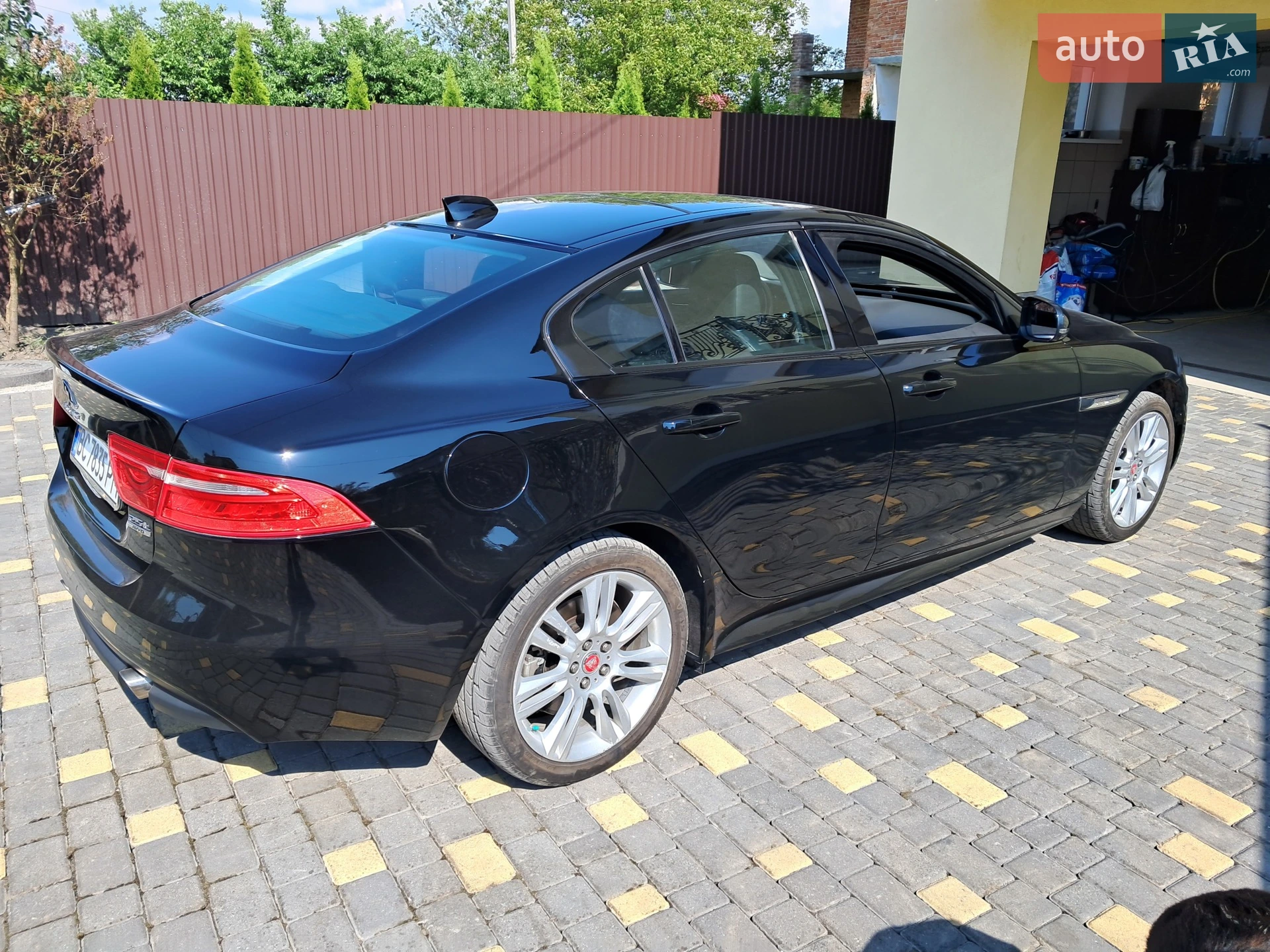 2019 Jaguar XE - мініатюра 11