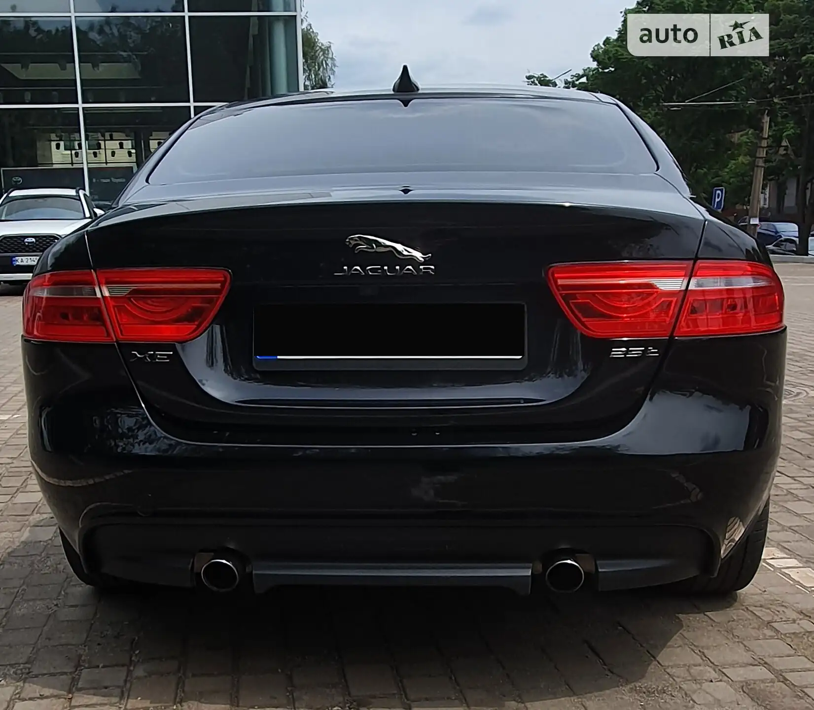 2016 Jaguar XE - мініатюра 13