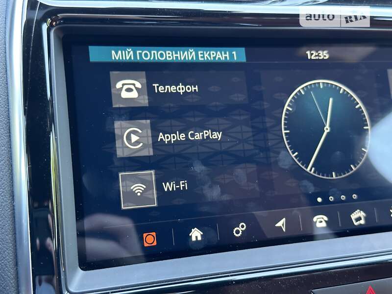 Седан Jaguar XE 2020 в Киеве