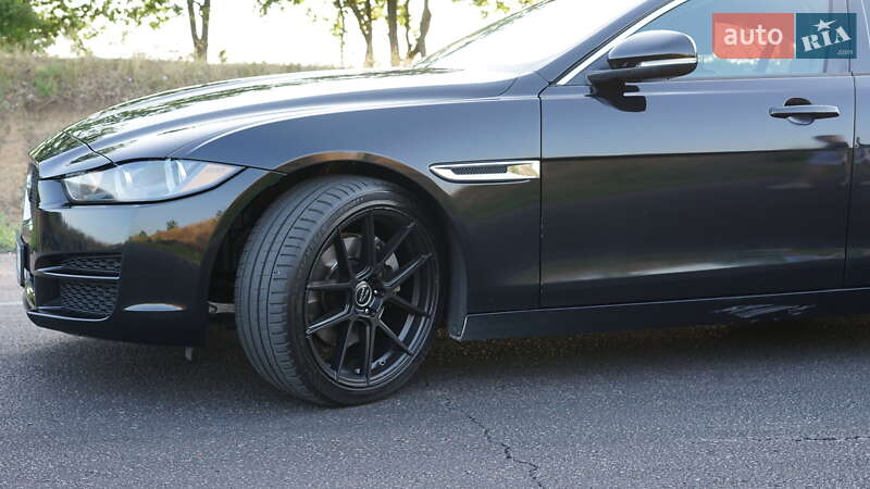 Седан Jaguar XE 2017 в Одессе