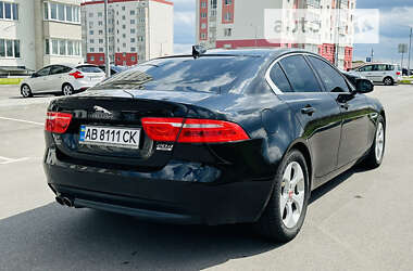 Седан Jaguar XE 2017 в Виннице