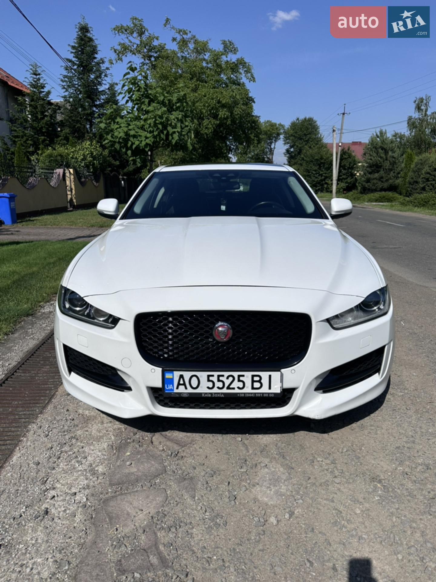 2016 Jaguar XE - фото 1